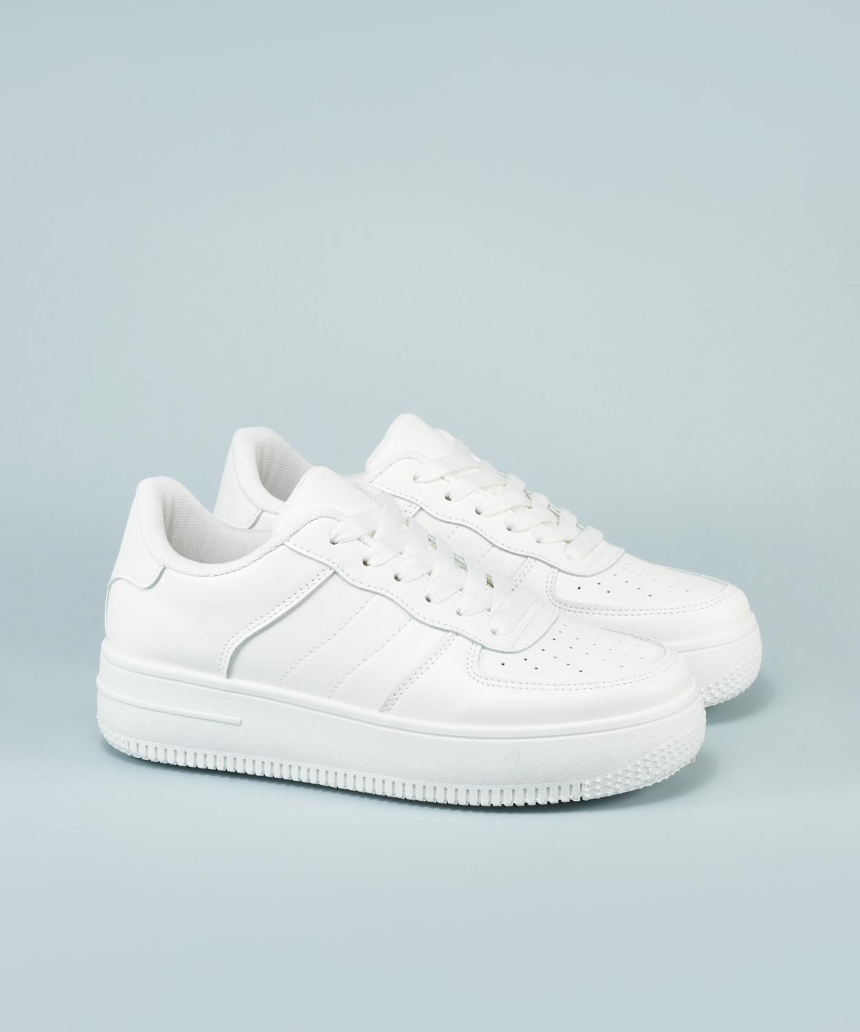 Sapatilha color block image number null